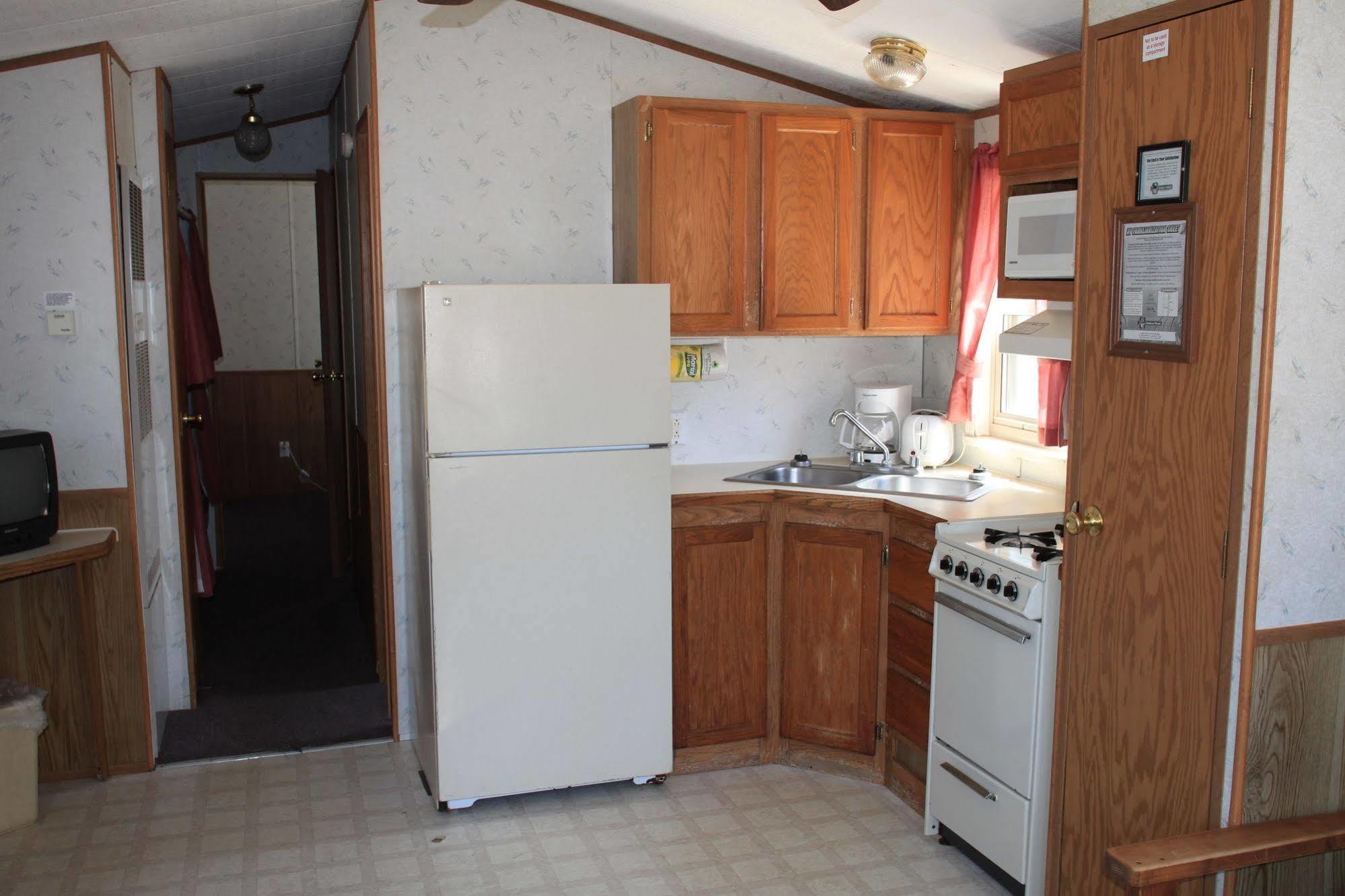 Circle M Rv & Camping Resort - Caravan Park Millersville Екстер'єр фото