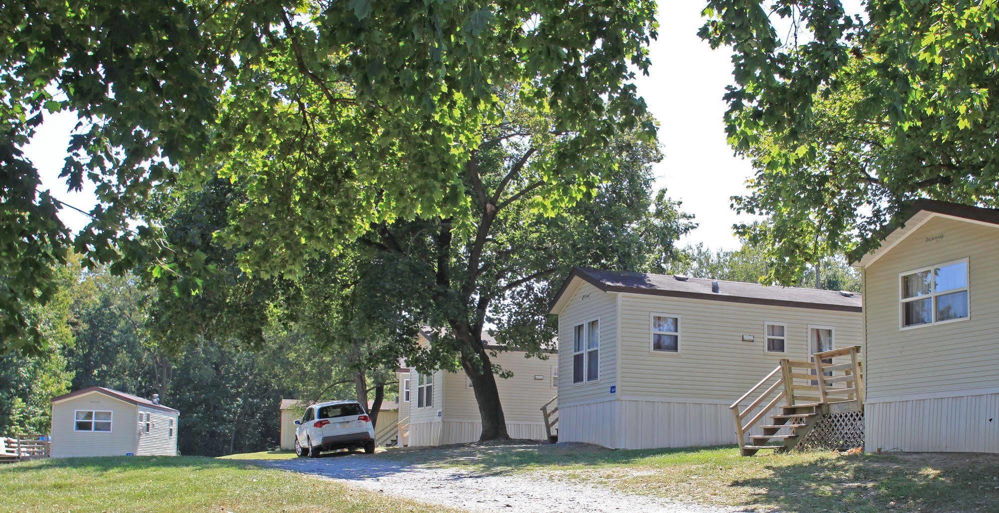 Circle M Rv & Camping Resort - Caravan Park Millersville Екстер'єр фото