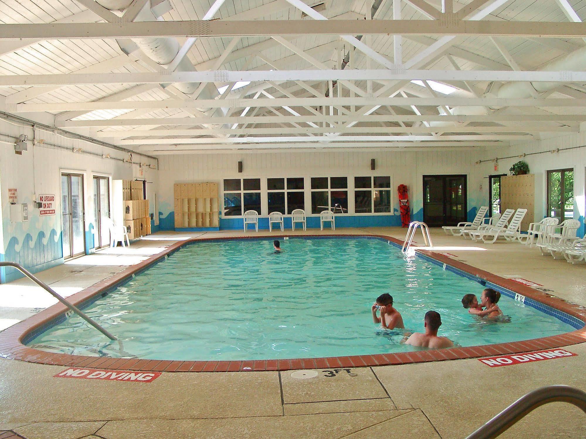 Circle M Rv & Camping Resort - Caravan Park Millersville Екстер'єр фото