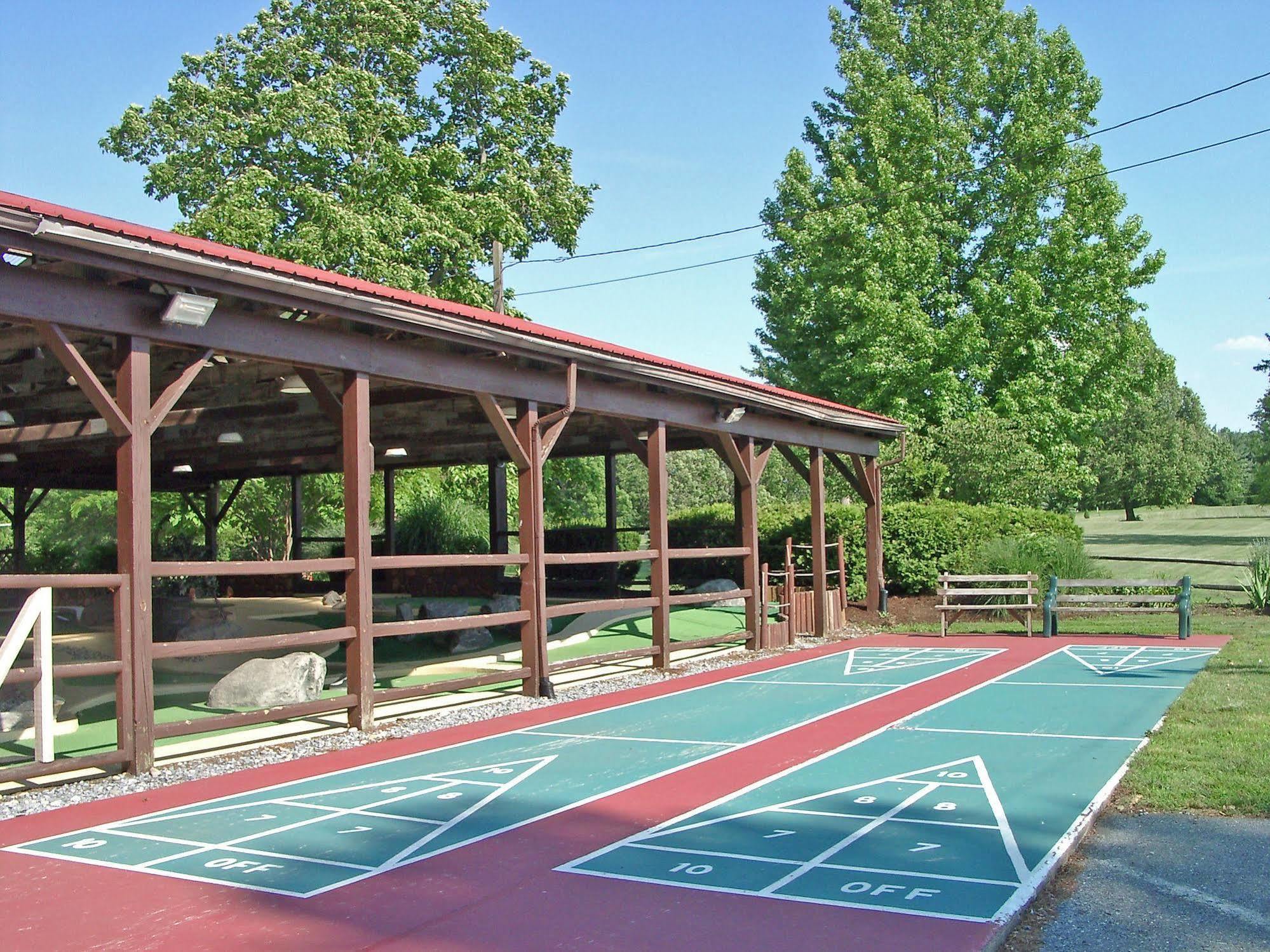Circle M Rv & Camping Resort - Caravan Park Millersville Екстер'єр фото