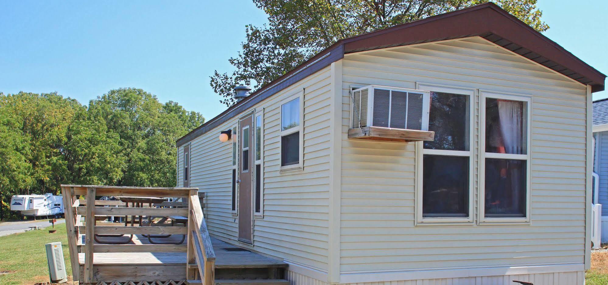 Circle M Rv & Camping Resort - Caravan Park Millersville Екстер'єр фото